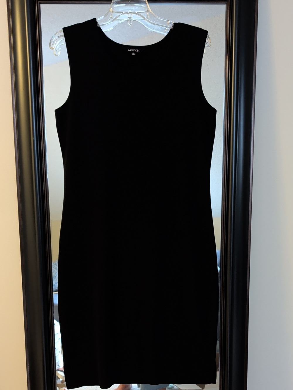 Misook Black Sleeveless LBD Minimalist Sheath Dress